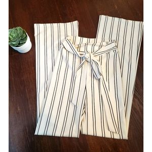 Brand new stretch fashion pants size small ivory